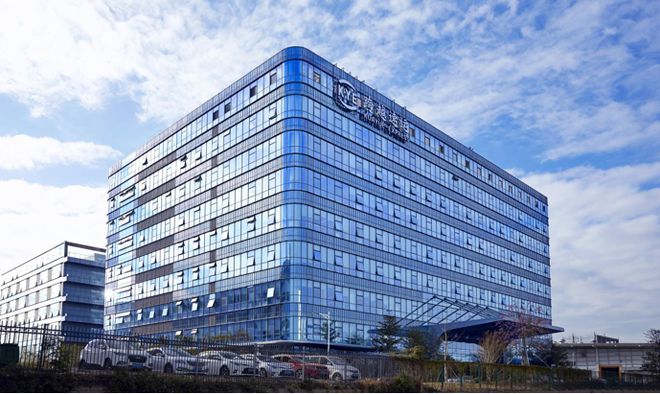 凯发AG平台：大件快递用什么物流？跨越速运以出色解决方案赢得认可(图1)