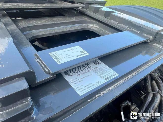 凯发AG：国内见不到达夫大件运输车战力如何？实拍达夫XG8x4大件牵引车告诉你(图15)