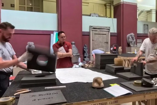 凯发AG：788件“金字塔之巅：古埃及文明大展”文物抵沪(图3)