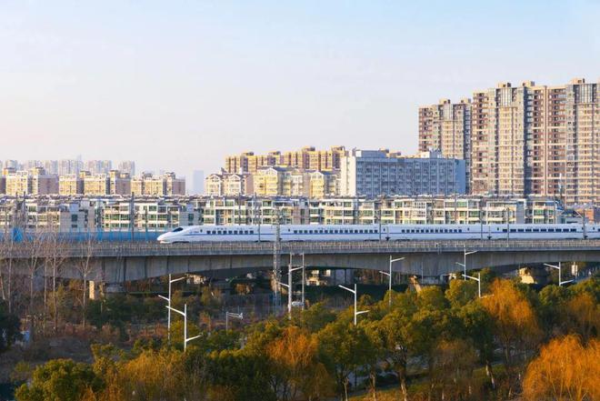 凯发国际首页：2024年暑期旅客运输7月1日启动！(图1)