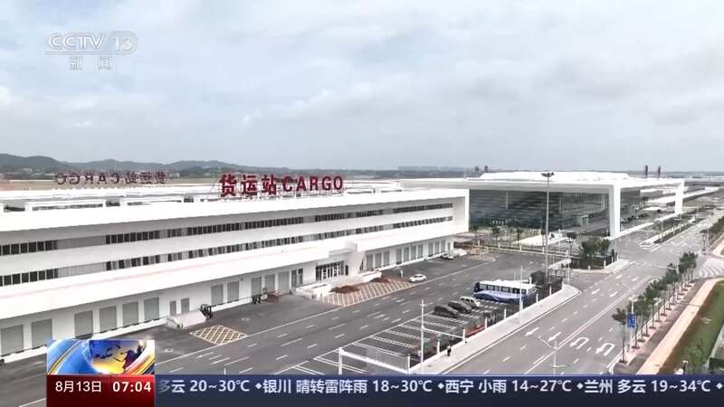每天揽收约4亿件包裹！中国快递“快”出新速度“递”出新市场(图3)