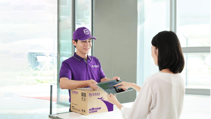 大件快递用什么物流？跨越速运直面难题保障客户平稳度过货量旺季(图2)
